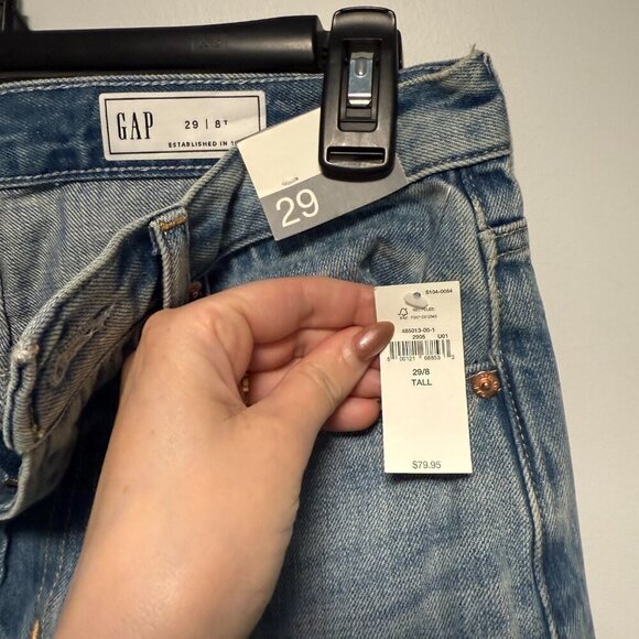 GAP 29/8T NWT Distressed Blue Mid Loose Jeans - Picture 2 of 7